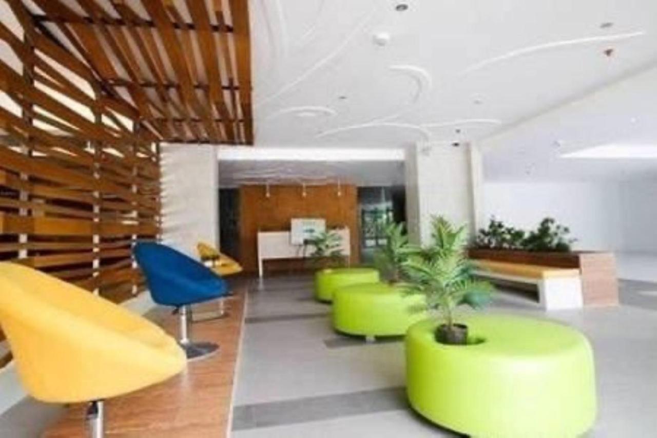 Mabolo Garden Flat A6 With Free Rooftop Pool Cebu Exteriör bild