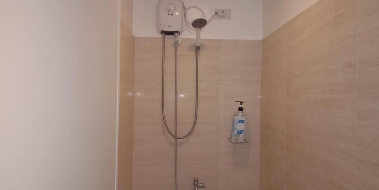 Mabolo Garden Flat A6 With Free Rooftop Pool Cebu Exteriör bild