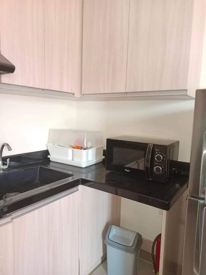 Mabolo Garden Flat A6 With Free Rooftop Pool Cebu Exteriör bild