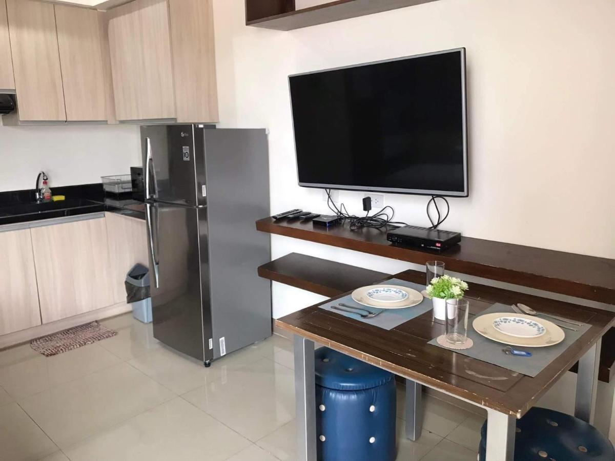 Mabolo Garden Flat A6 With Free Rooftop Pool Cebu Exteriör bild