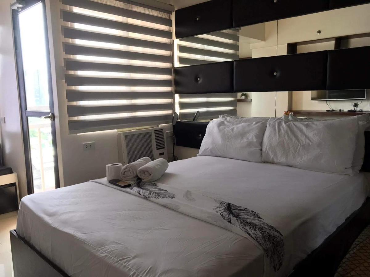 Mabolo Garden Flat A6 With Free Rooftop Pool Cebu Exteriör bild
